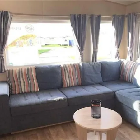 8 Berth Caravan At Parkdean Camber Sands Exterior photo