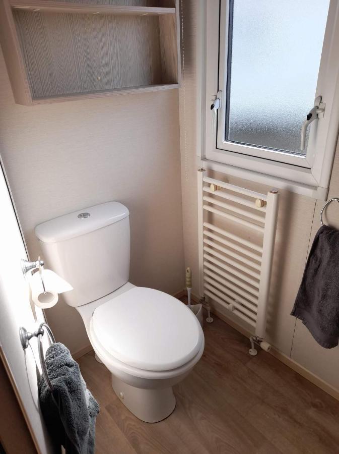 8 Berth Caravan At Parkdean Sands * Camber
